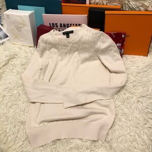 Banana Republic Cream Crew Neck Sweater (Free Mystery Clothes)